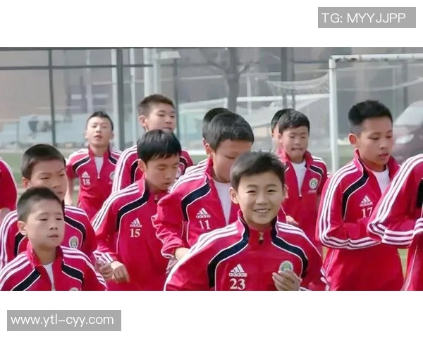 从贫困到荣耀足球明星们童年艰辛奋斗的真实故事 从贫困到荣耀足球明星们童年艰辛奋斗的真实故事