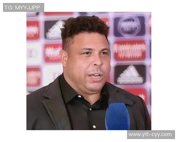 从贫民窟到绿茵场的传奇旅程足球明星的奋斗与梦想 从贫民窟到绿茵场的传奇旅程足球明星的奋斗与梦想